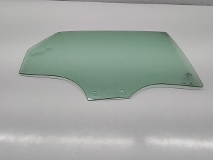 AUDI A4 B9 (2015–2026) Rear side door glass - 5