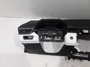 RENAULT Clio V (2019–2026) Dashboard 681009207R - 2