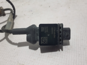 Mercedes Benz GLA-Class H247 (2019–2026) Abgastemperatursensor A0009059214 - 3