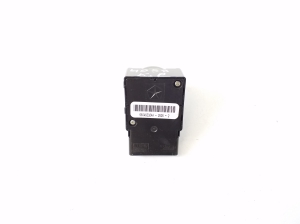 Jeep Grand Cherokee WK2 (2010–2026) Front seat control switch 56046232AA - 3