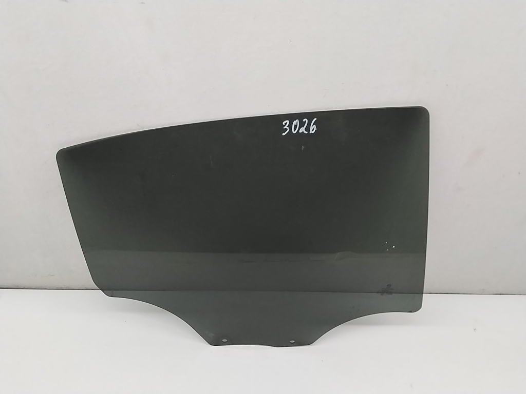 Peugeot 208 (2012–2019) Front door glass 9673360680 Peugeot 208 (2012–2019) Front door glass 9673360680
