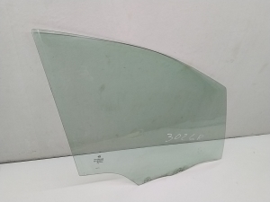 Peugeot 208 (2012–2019) Rear side door glass 9676399680 - 3