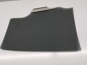 TOYOTA Yaris (2011–2020) Aizmugurējo sānu durvju stikls 681300D210 - 2