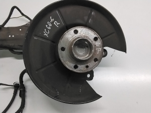 VOLVO XC60 (2008–2017) Tagumine rumm ja selle osad 7G915A968 - 2