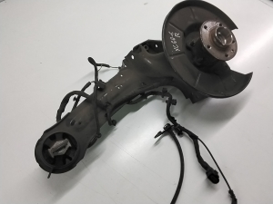 VOLVO XC60 (2008–2017) Tagumine rumm ja selle osad 7G915A968 - 4