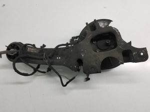 VOLVO XC60 (2008–2017) Tagumine rumm ja selle osad 7G915A968 - 5