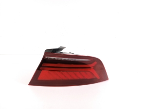   Rear corner light  - 4G8945096F 