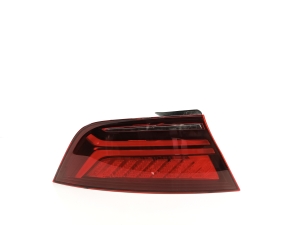   Rear corner light  - 4G8945095F 