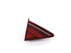   Tail light on trunk lid  - 4G8945093K 