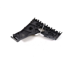 Rear bumper bracket - 4G8807453B