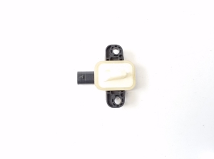 Mercedes Benz CLA-Class W117 (2013–2019) Airbagsensor A1668210351 - 2