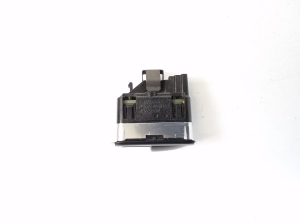 Mercedes Benz E-Class W212 (2009–2015) Front door glass switch A2049058102 - 2