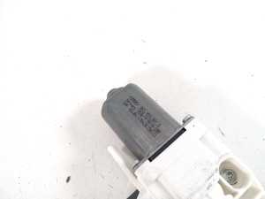 AUDI A7 (2010–2018) Rear side door window regulator and its parts - 3