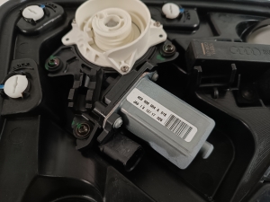AUDI A7 (2010–2018) Rear side door soft-close actuator 4G8839004A - 2
