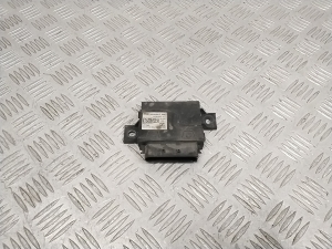   Steuergerät für Kraftstoffpumpe  - 4N0906093D 