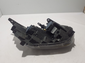 RENAULT Express IV (2021–2026) Esituli 260600331R - 2