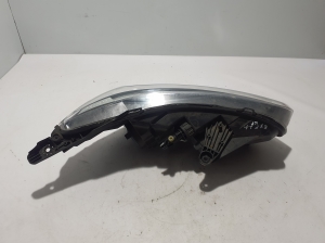 RENAULT Express IV (2021–2026) Esituli 260600331R - 5