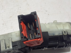 RENAULT Express IV (2021–2026) Ignition switch 487008966R - 2