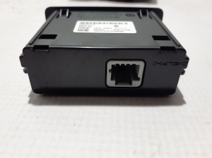 RENAULT Express IV (2021–2026) USB port 280233791R - 4