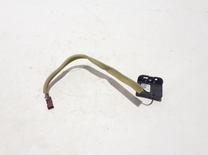 RENAULT Express IV (2021–2026) Antenne 282124064R