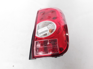 Dacia Duster (2010–2017) Eckleuchte hinten 265500641R - 2