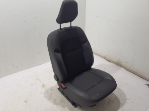 RENAULT Express IV (2021–2026) Siège avant et ses pièces - 3