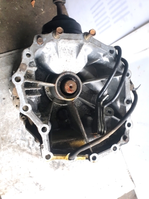 NISSAN Navara (2005–2015) Getriebe 32131CD340 - 2