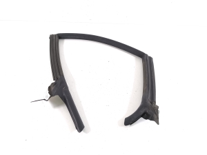   Türdichtung hintere Seitentür (an der Tür)  - 4G8845695H 