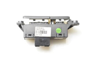 Hyundai i40 (2011–2026) Istmesoojenduse lüliti 937303Z810 - 2