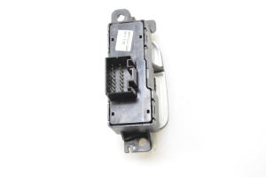 Hyundai i40 (2011–2026) Istmesoojenduse lüliti 937303Z810 - 5