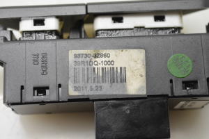Hyundai i40 (2011–2026) ESP-Schalter 937303Z860 - 5