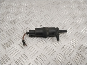 AUDI A8 D5 (2017–2026) Front headlight washer motor 8W0955647 - 2