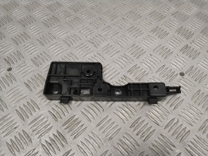   Sonstiger Halter  - 4N0863751A 