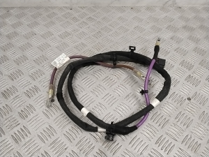   Câble positif  - 4N0971227AR 
