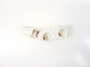   Front bumper bracket  - 622231MA0A 