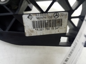 Mercedes Benz S-Class 221 (2005–2013) Rear side door exterior handle and its parts A2217601634 - 3