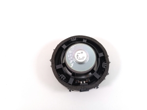 Mitsubishi Outlander (2012–2021) Front door speaker 8720A194 - 3