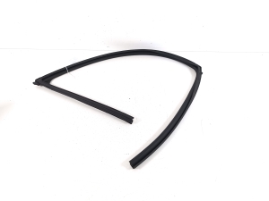   Autre pièce de porte avant de voiture 