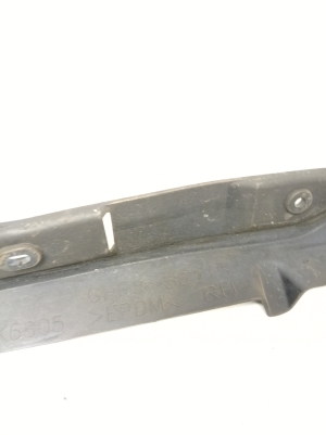 Mazda 6 (2012–2026) Priekšējā spārna cita detaļa GHP956915 - 4