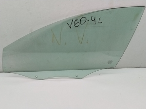 VOLVO V60 (2010–2018) Esiukse klaas 31385414 - 4