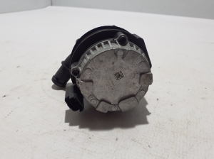 RENAULT Express IV (2021–2026) Auxiliary water pump 210105430R - 3