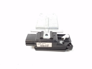 Infiniti Q70 (2013–2018) Rear side door control unit 254B61ML4A - 2