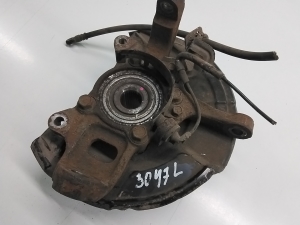 Mitsubishi L 200 (2015–2026) Front wheel hub and its parts MR992377 - 3
