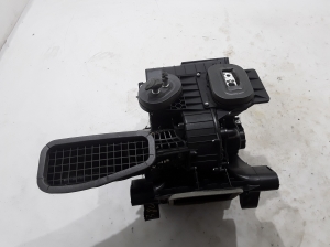 RENAULT Express IV (2021–2026) Heizung und ihre Teile 272705910R - 2