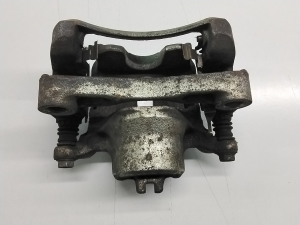 NISSAN Juke F15 (2010–2018) Bremssattel vorne 41011ET00A - 2