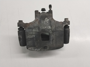 Bremssattel vorne - 4605A861