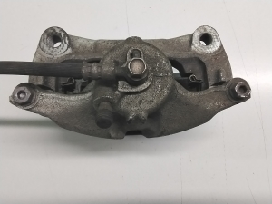 Mazda 3 (2013–2018) Bremssattel vorne B4Y03398ZB - 2