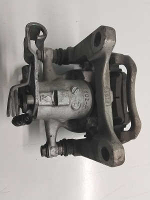 Opel Astra K (2015–2021) Rear brake caliper 39009714 - 3