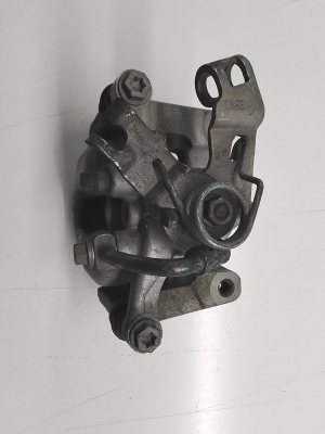 Opel Astra K (2015–2021) Rear brake caliper 39009714 - 4