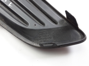 Ford Focus (2011–2018) Eesmise kaitseraua udutulelaterna kate F1EB19953A - 3